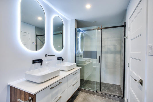 Venise Noir ou Chrome.